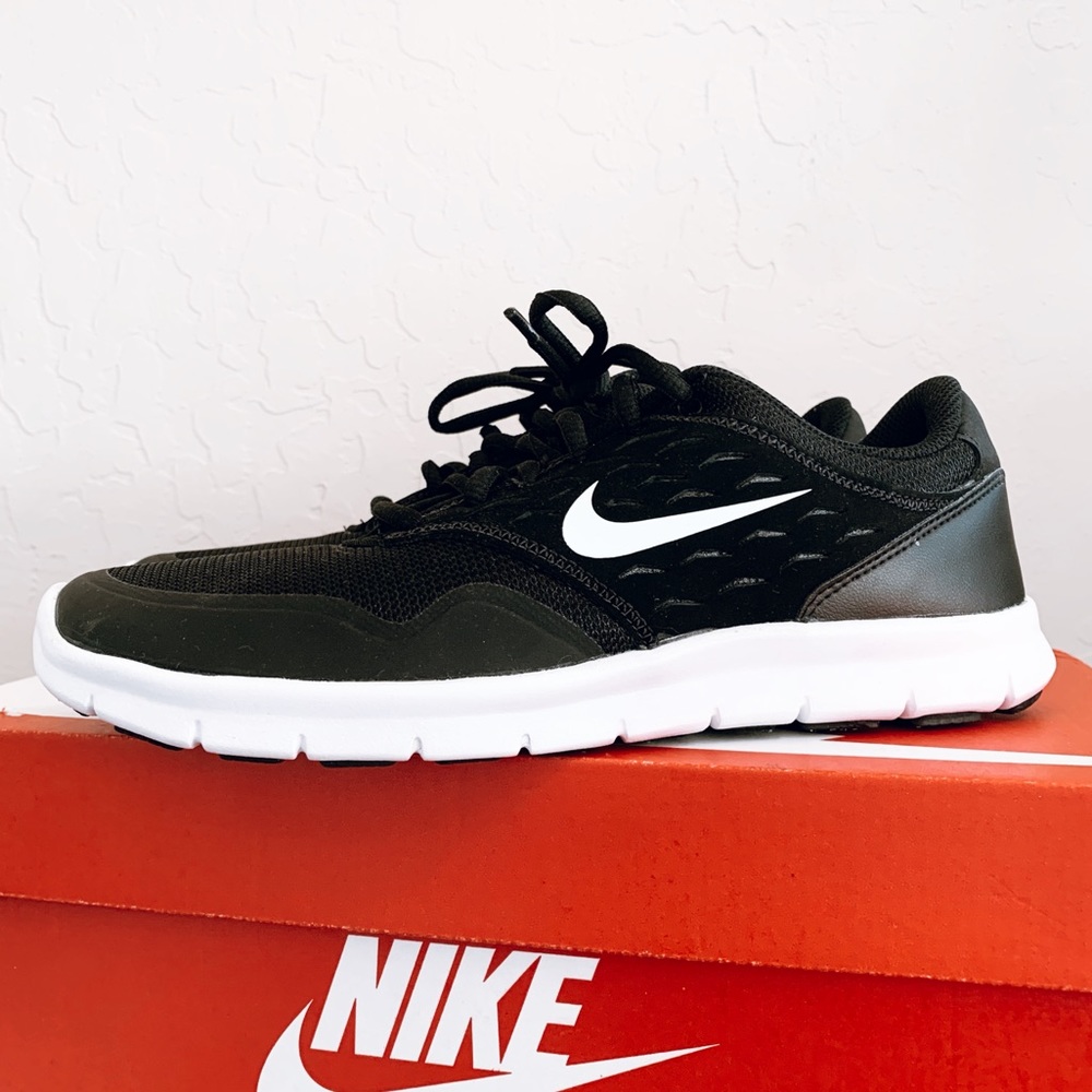 Nike Orive NM Running Shoes